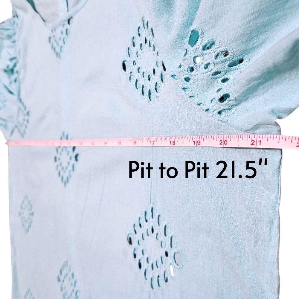 NWT New York & Company Eyelet Puff Sleeve Blouse M Aqua Blue Back Button Up - Picture 9 of 12